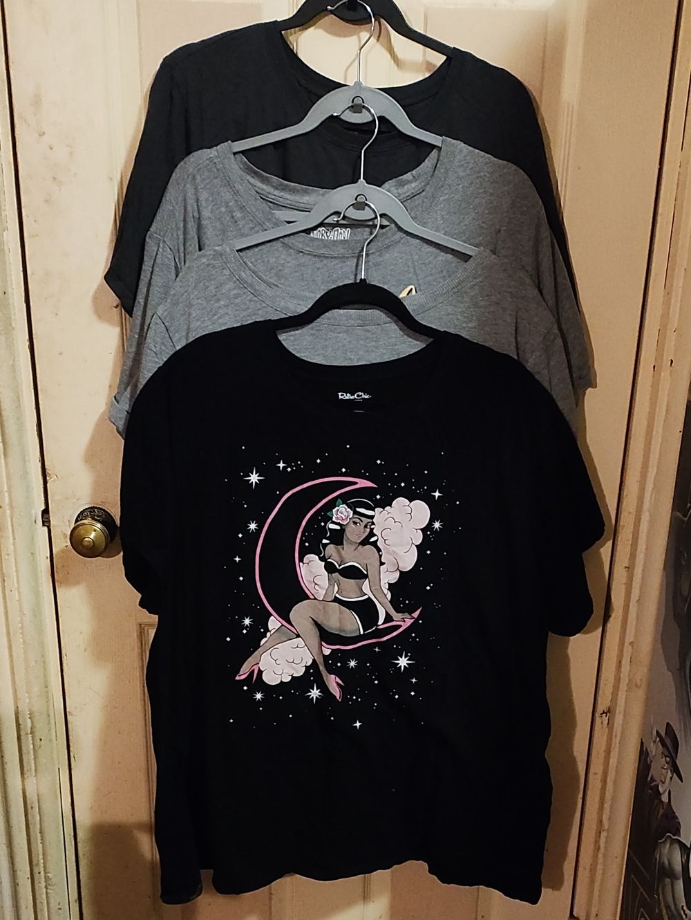 Torrid Women's Graphic T Shirts Set Of 4.   SEE LISTING FOR DETAILS.
